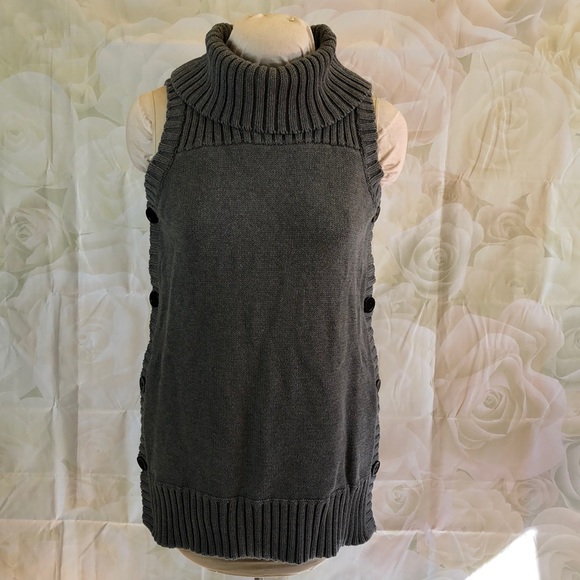 Reaction gray T neck sleeveless tunic sweater - Picture 1 of 6